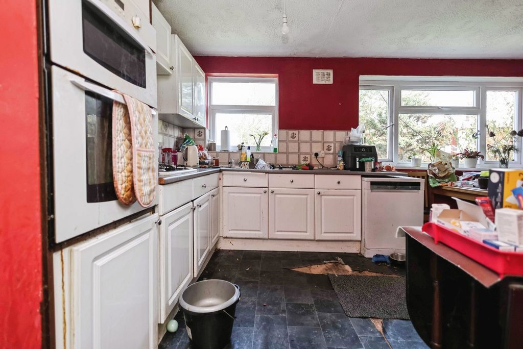 Property photo 2 of 13 Pbox-Img.Jpg