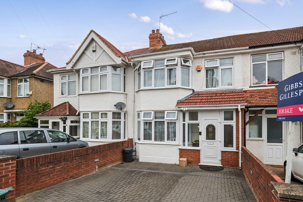 Property photo 1 of 30 1334952-14-6890c0...