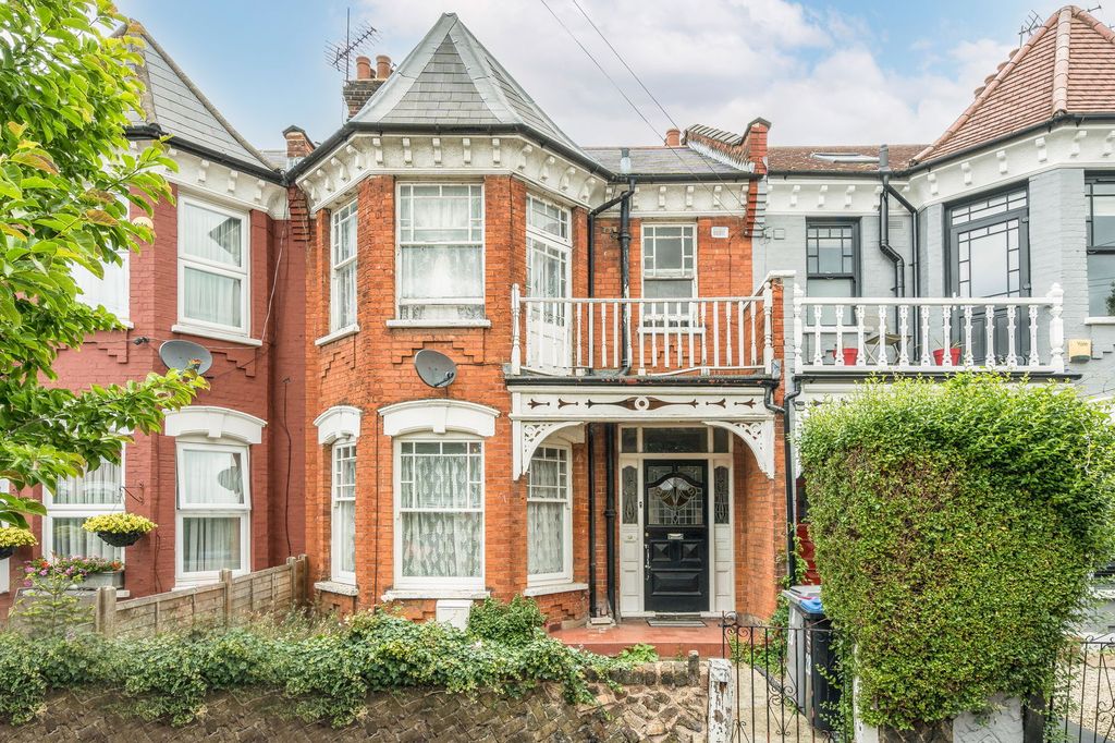 Property photo 1 of 12