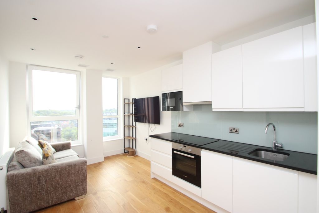 Property photo 1 of 8