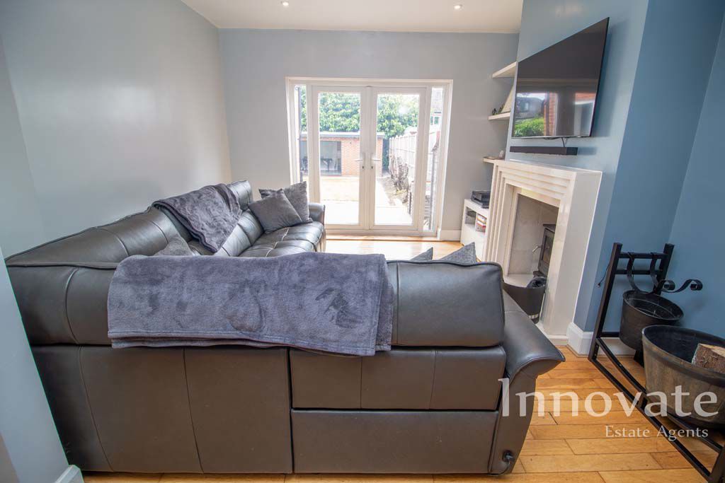 Property photo 3 of 16 Photo 2
