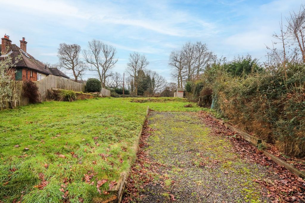 Property photo 1 of 4