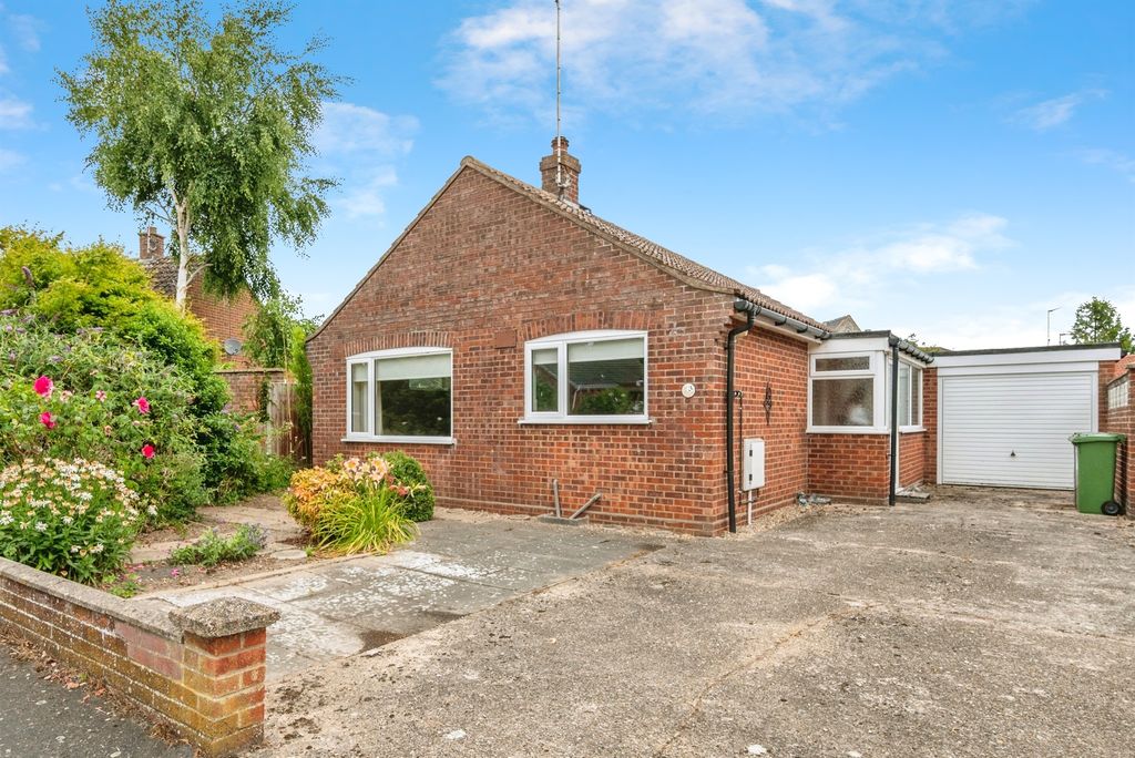 Property photo 1 of 15