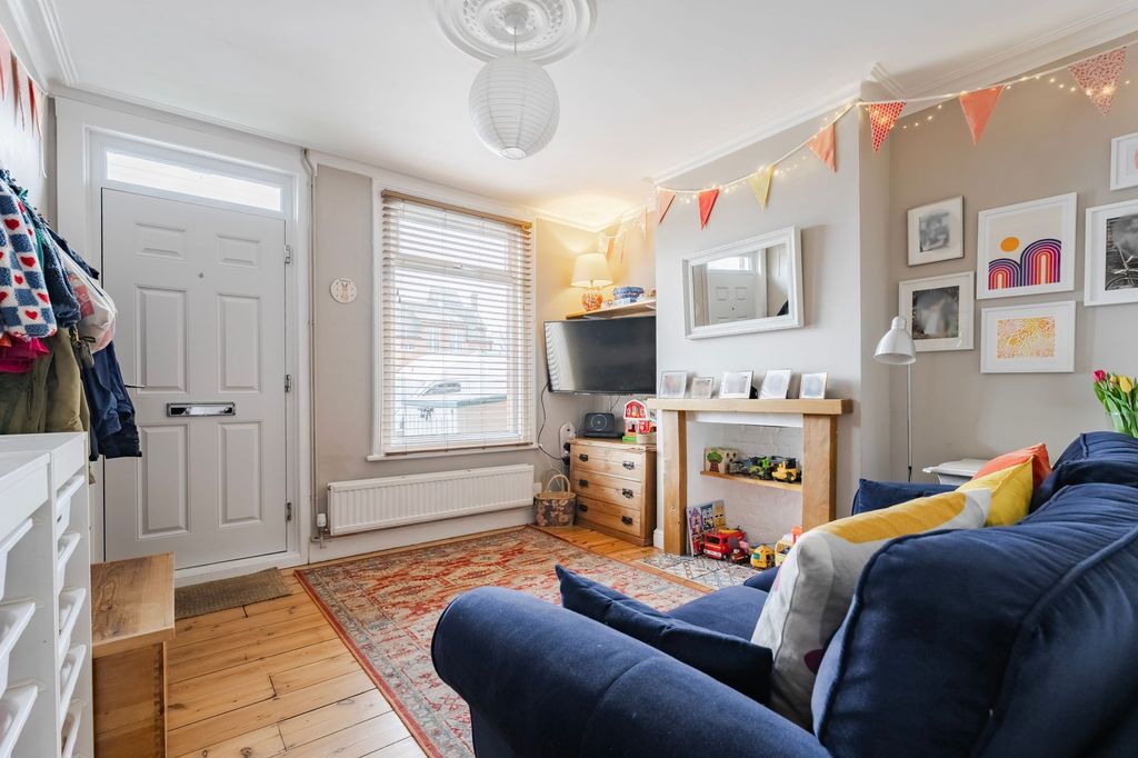 Property photo 3 of 16