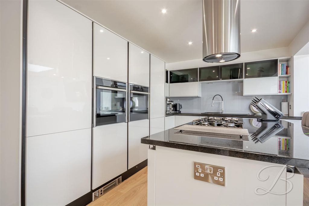 Property photo 2 of 54 Ccltd-15.Jpg