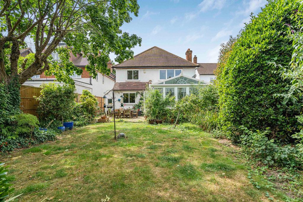 Property photo 2 of 26