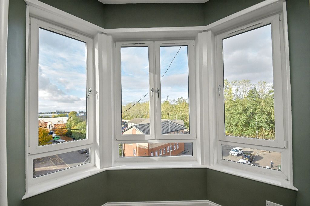 Property photo 3 of 13 4628274