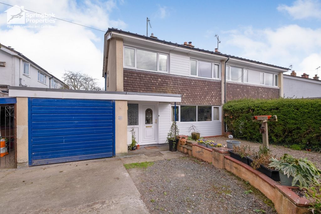 Property photo 1 of 19 Front View