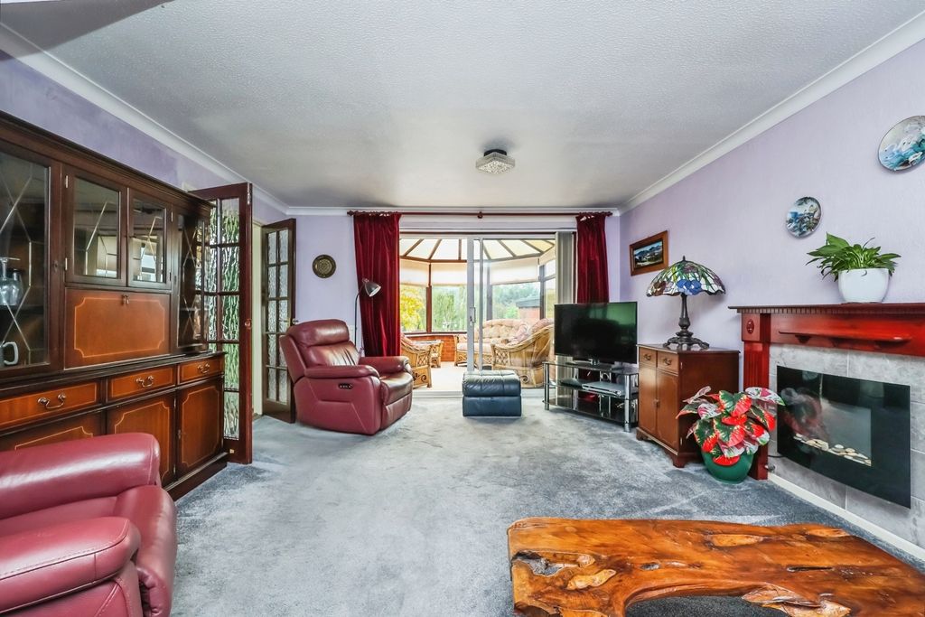Property photo 3 of 20 Pbox-Img.Jpg
