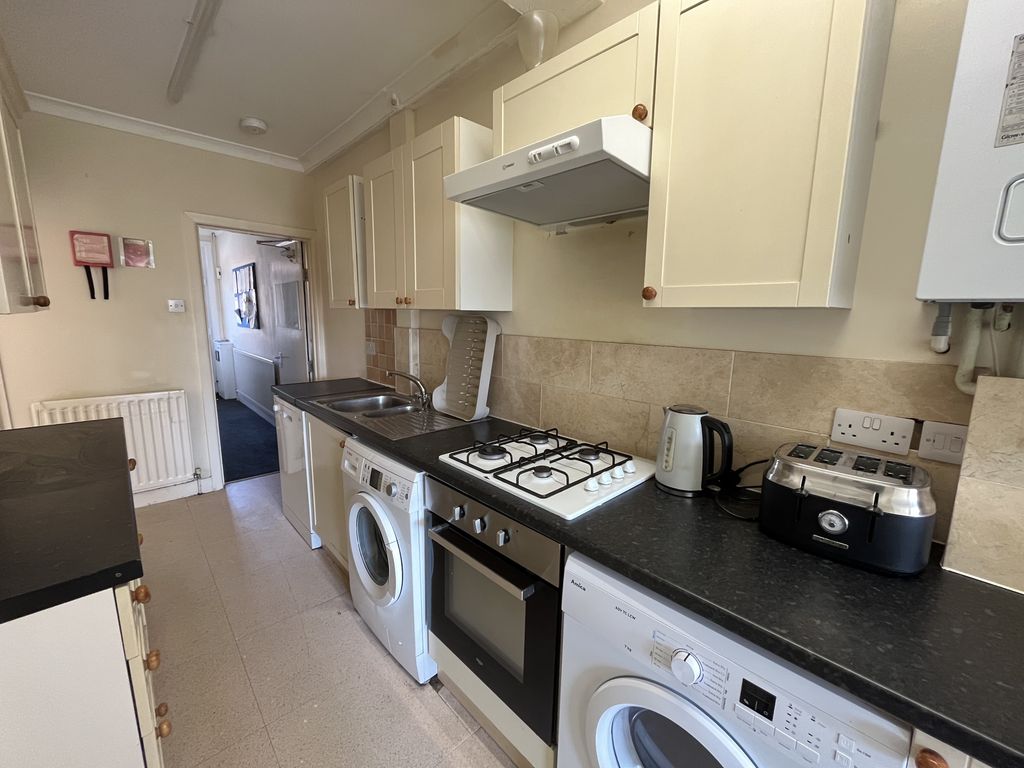 Property photo 3 of 13 Img_8013