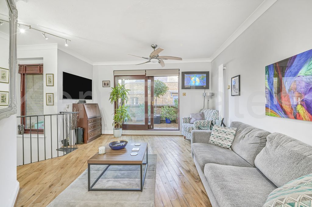 Property photo 3 of 13 Photo 9