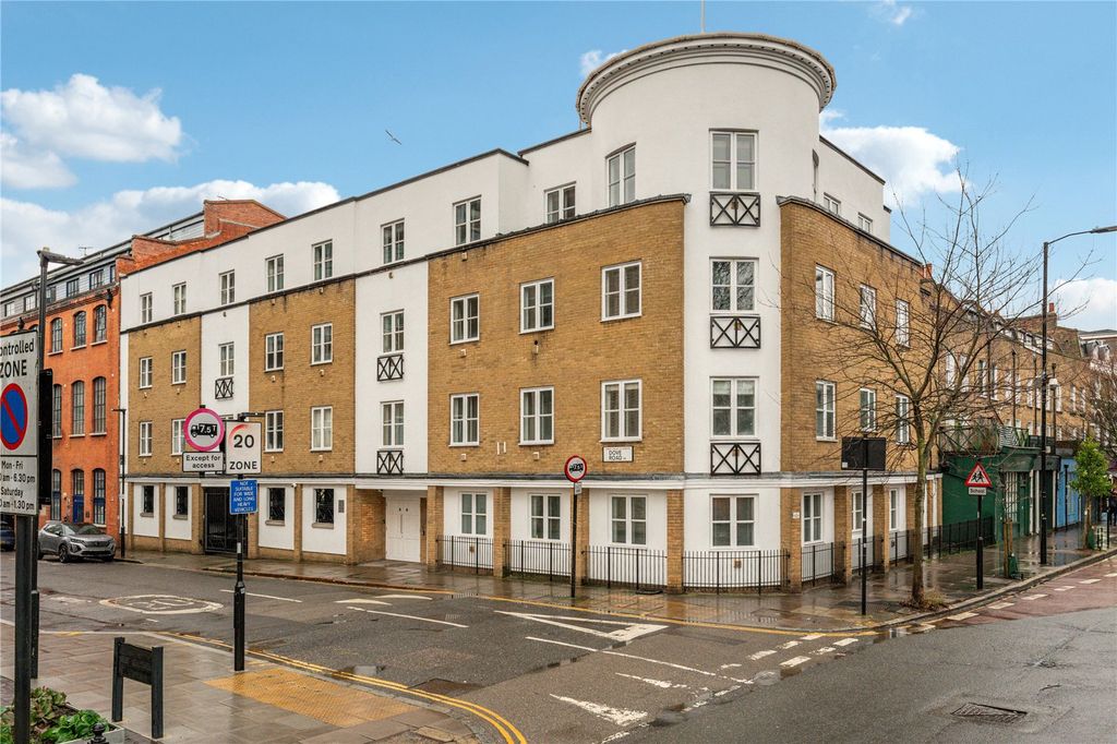 Property photo 3 of 16 Picture No. 19