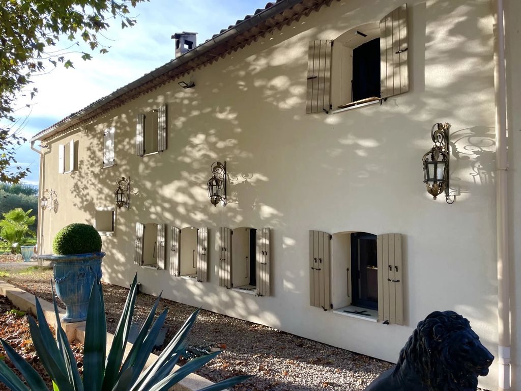 Property photo 1 of 38