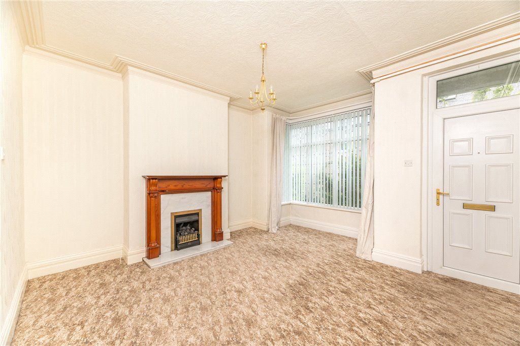 Property photo 3 of 19 Leyburn Grove