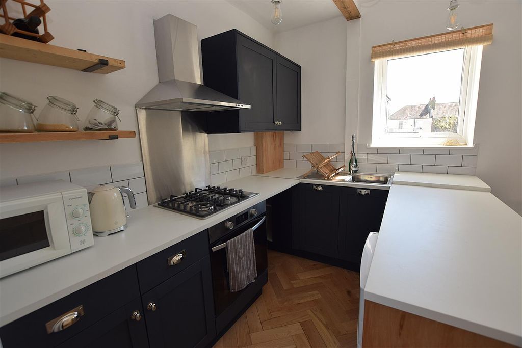 Property photo 2 of 8 Dsc_1032.Jpg