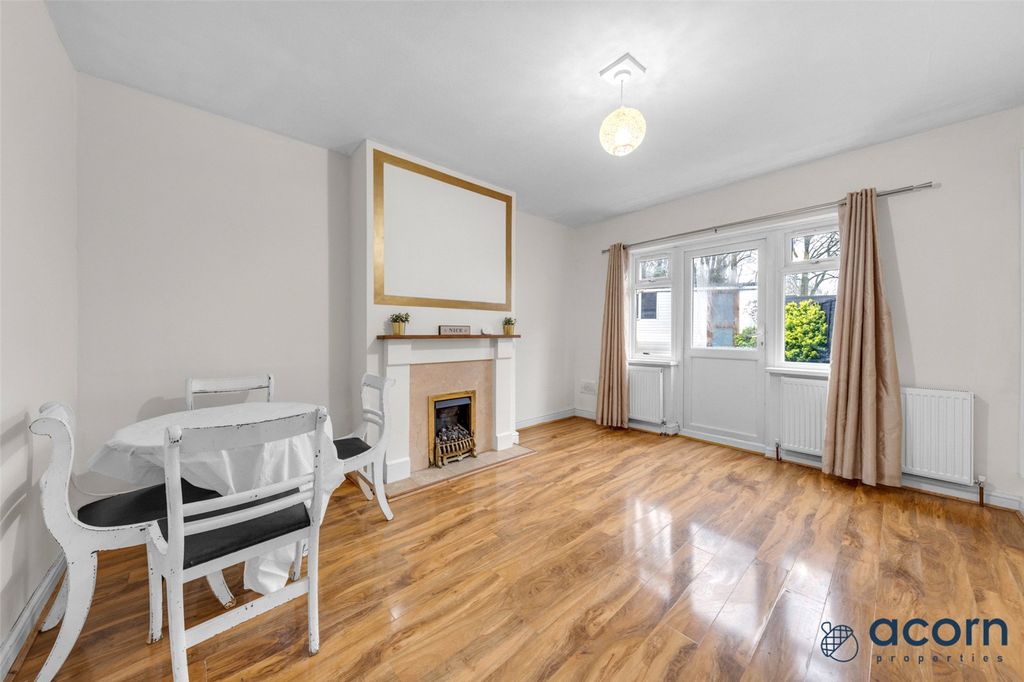 Property photo 3 of 12 Picture No. 23