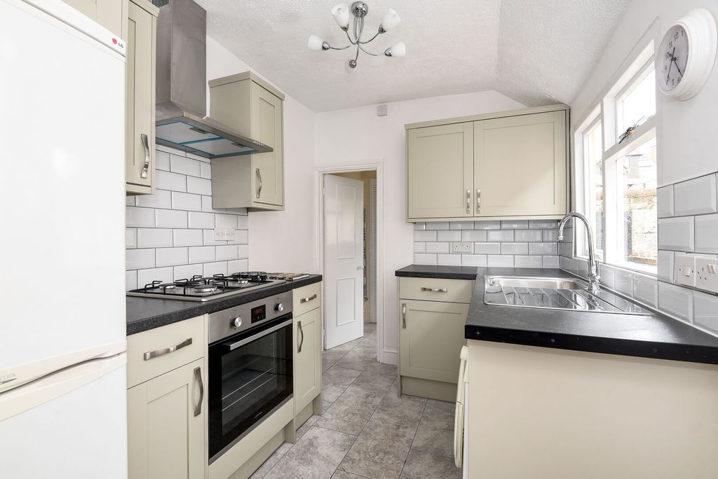 Property photo 2 of 10 Img_224_3_Original.Jpg