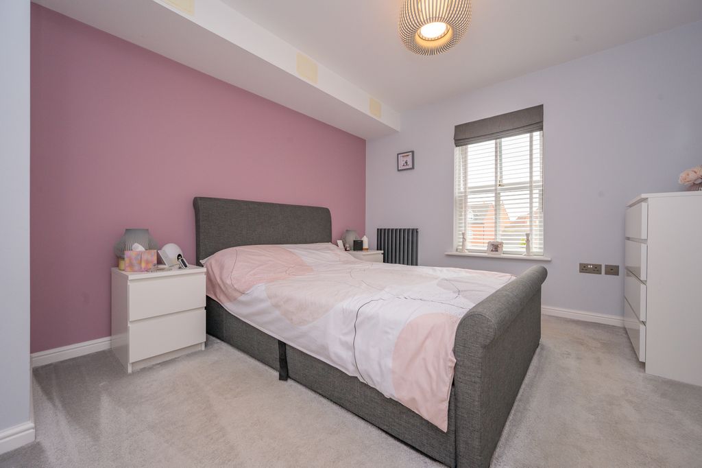 Additional image 7 of 2 bed flat for saleIronwood Avenue, Desborough, Kettering NN14
