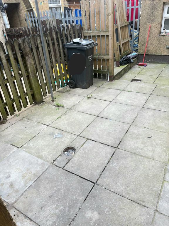 Property photo 3 of 8 Image