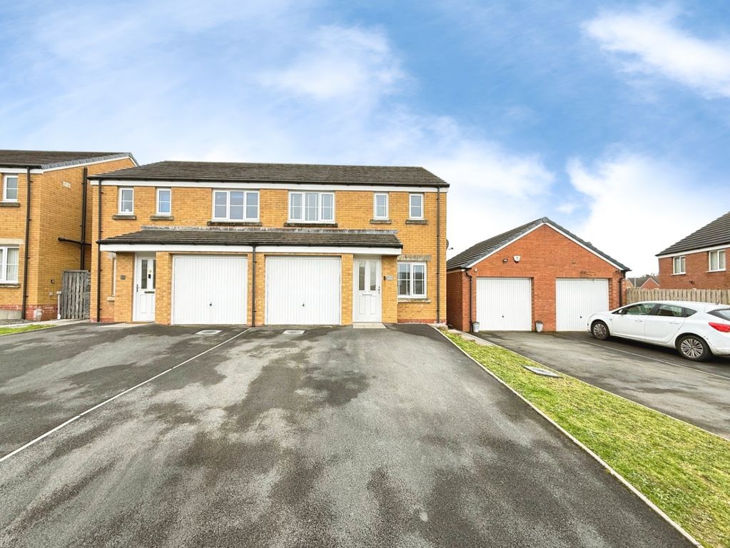 Property photo 1 of 19 4918212