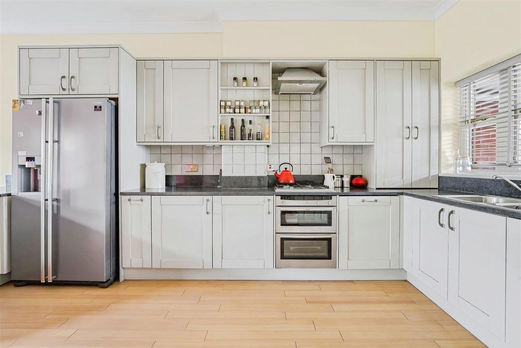 Property photo 1 of 13 Kitchen
