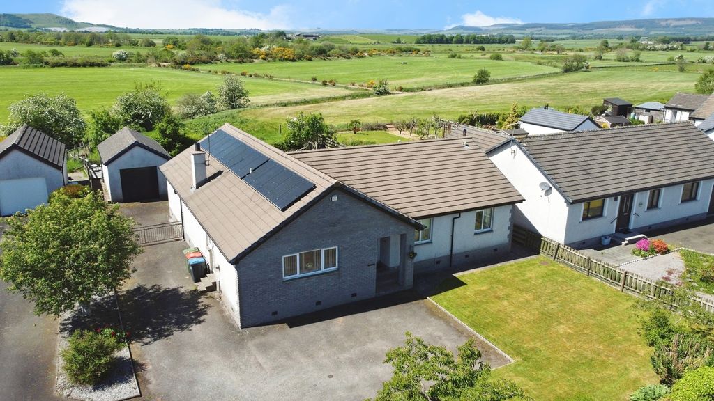 Property photo 1 of 20 Drone