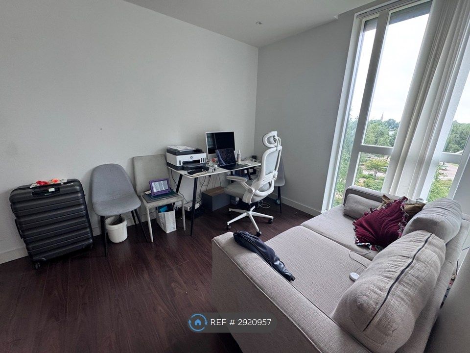 Property photo 3 of 10