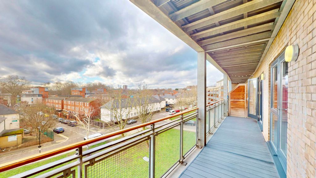 Property photo 3 of 21