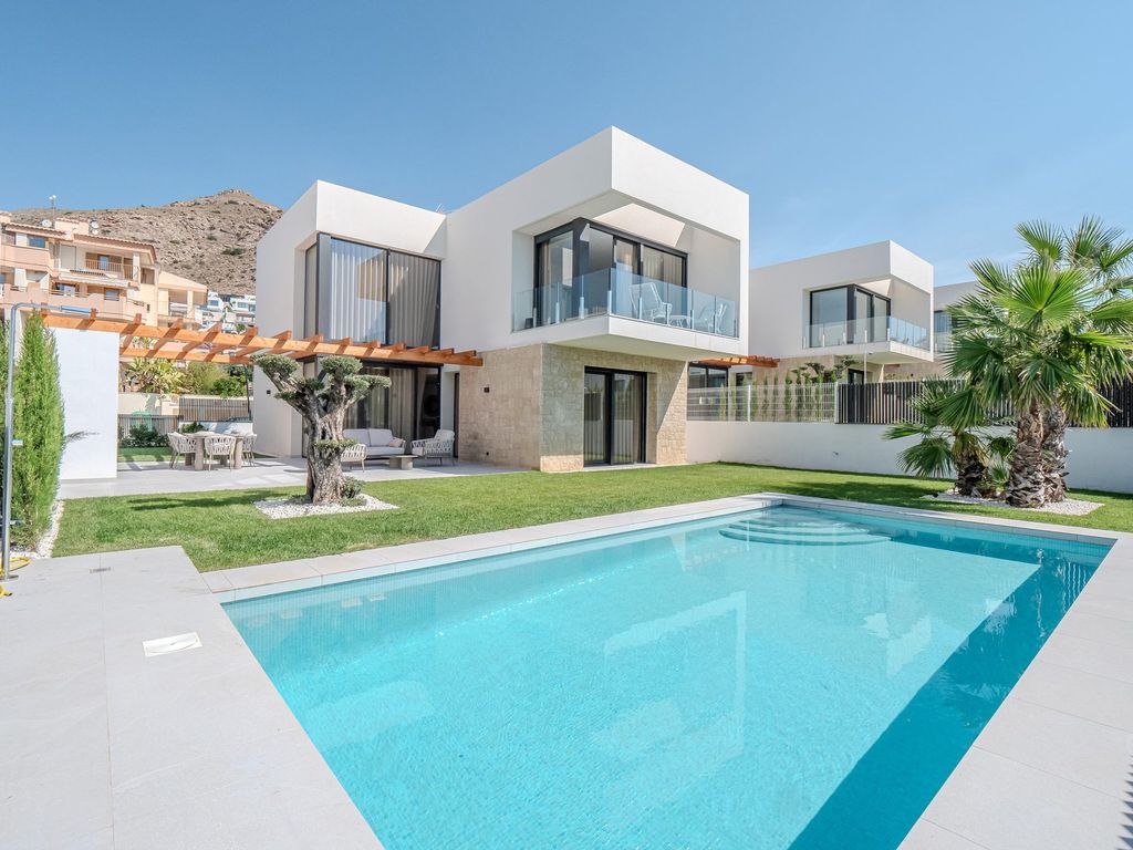 Property photo 1 of 48 New Turnkey Villa, 3 Bedrooms, Pool And Sea Views, Sierra Cortina, Finestrat