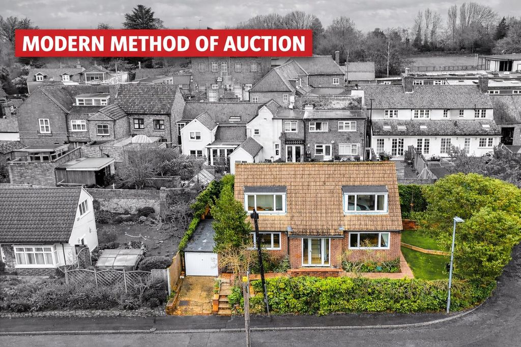 Property photo 1 of 39