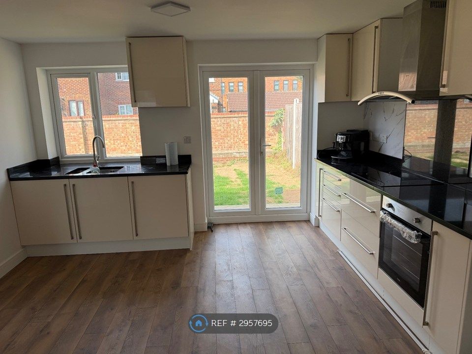 Property photo 1 of 27