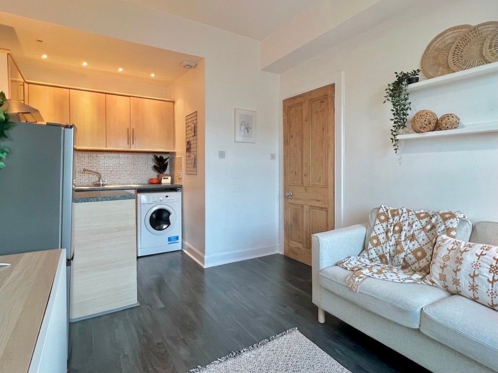 Property photo 2 of 18 Photo 2