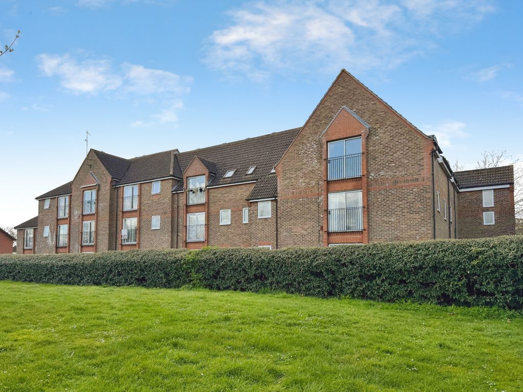 Property photo 2 of 18