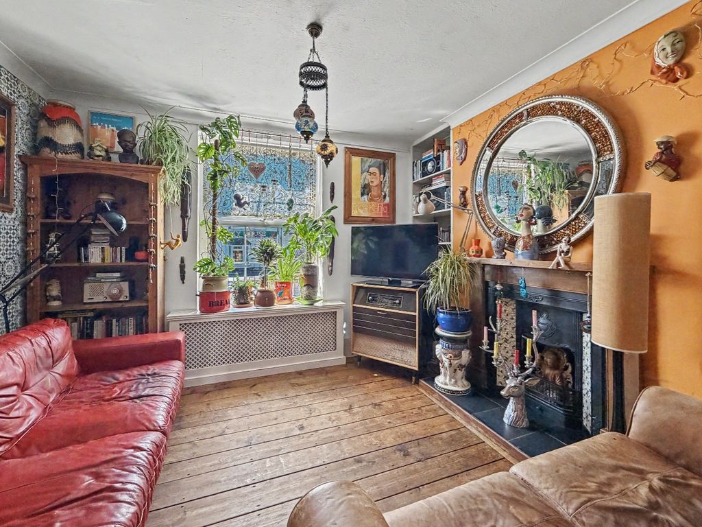 Property photo 3 of 53 5228525