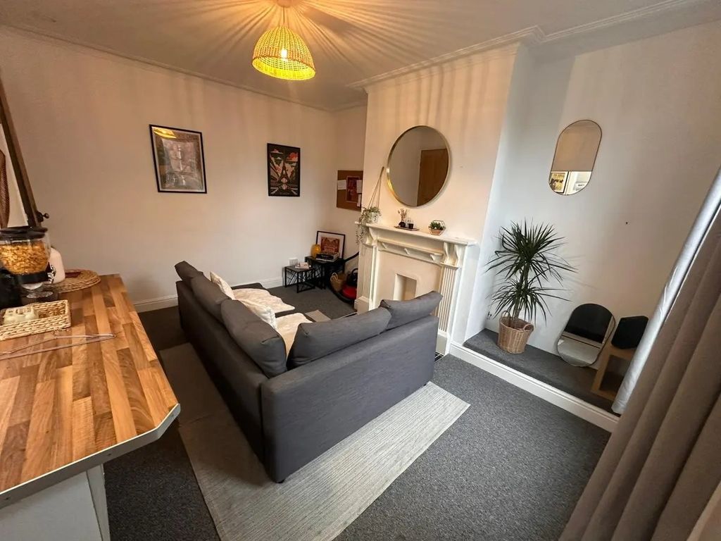 Property photo 1 of 15 Picture No. 08