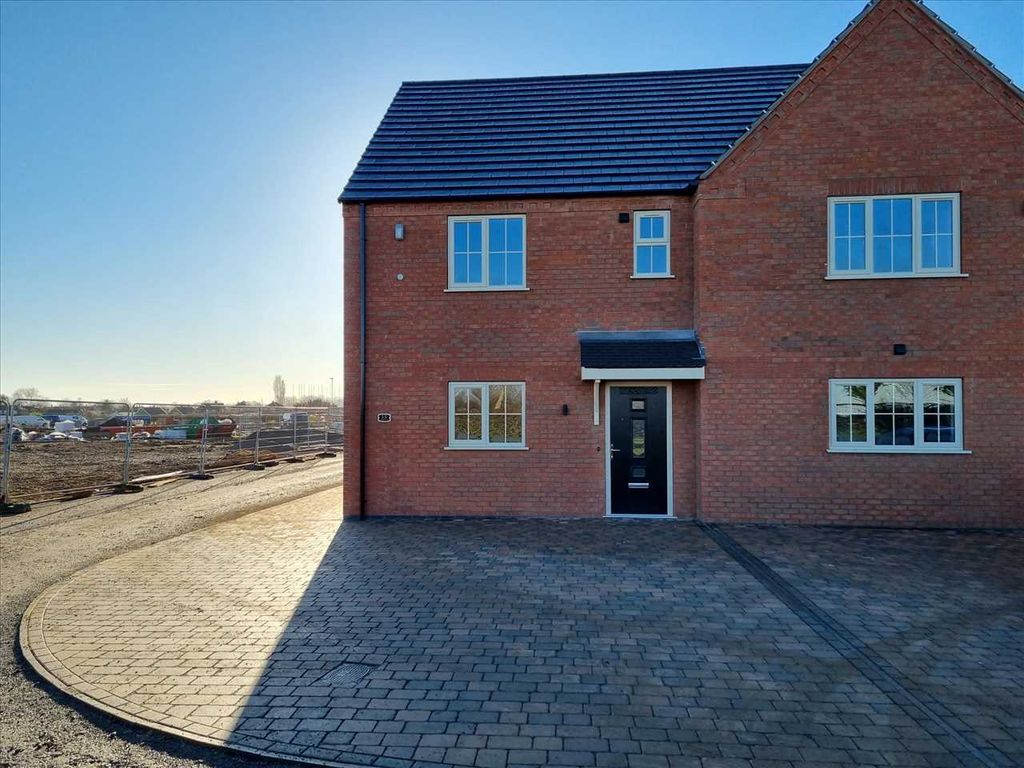 Property photo 1 of 6 Main Picture