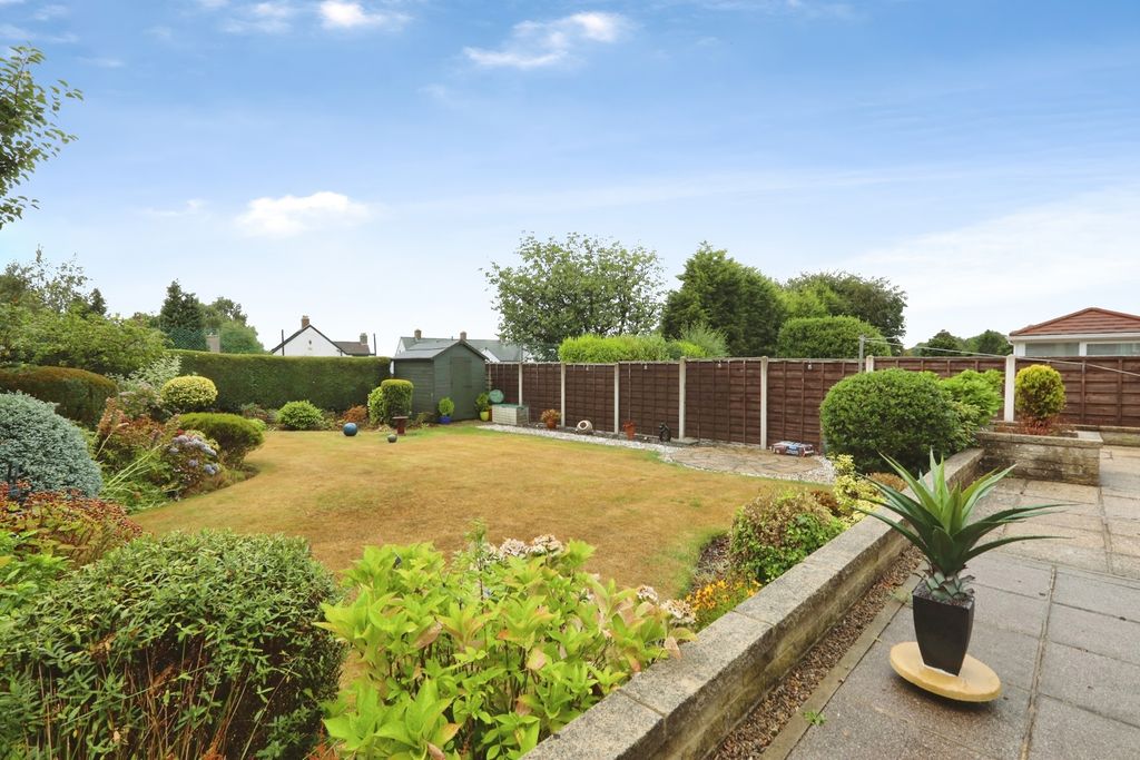 Property photo 3 of 25 Pbox-Img.Jpg