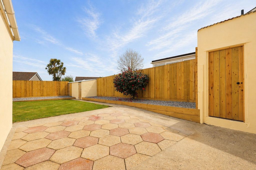 Property photo 2 of 29 External