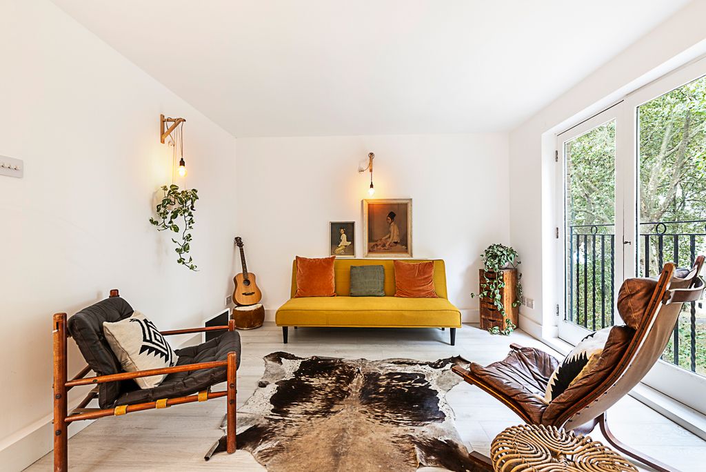 Property photo 1 of 27