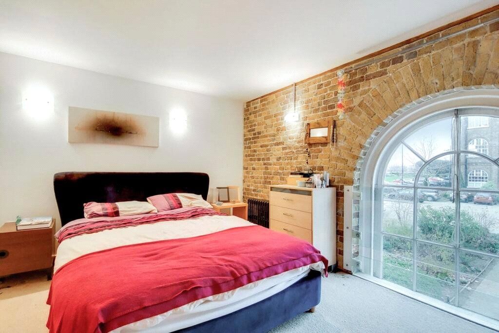 Property photo 3 of 12 Picture No. 02