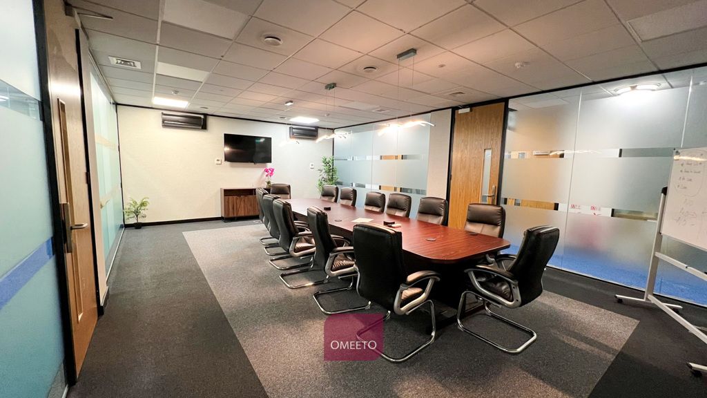 Property photo 2 of 8 Bookable Meeting Room