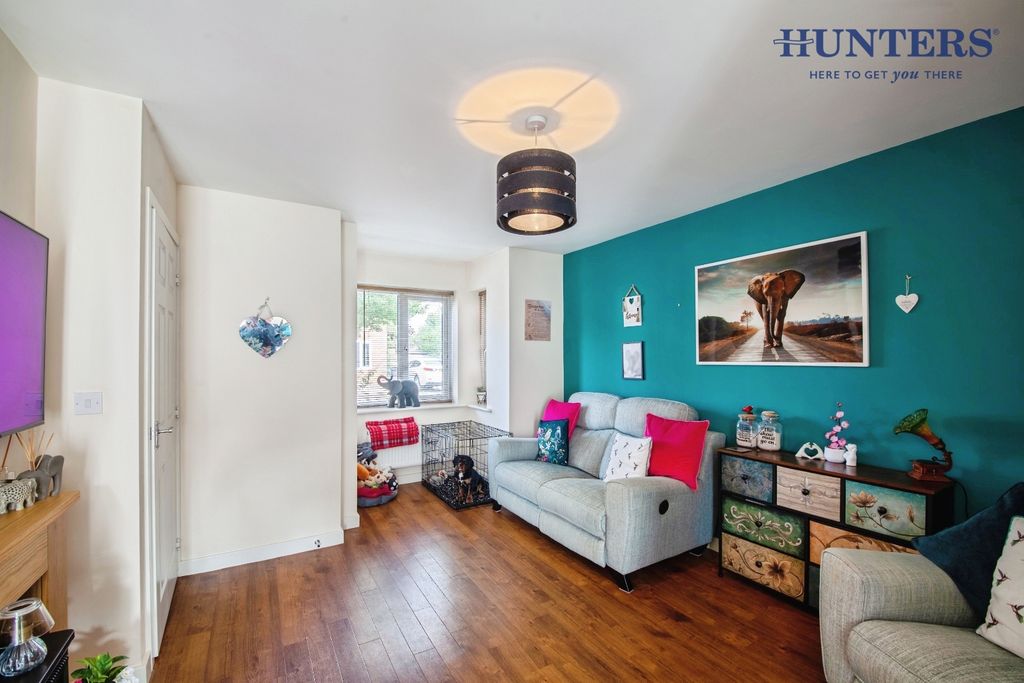 Property photo 3 of 20 Pbox-Img.Jpg