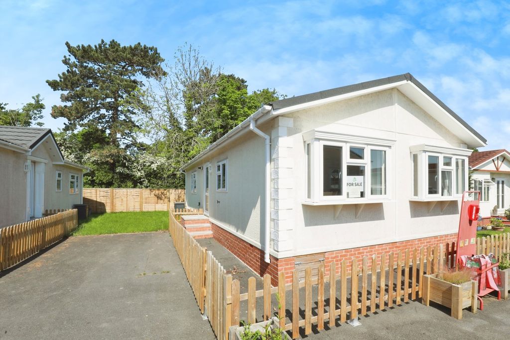 Property photo 1 of 13 Photo
