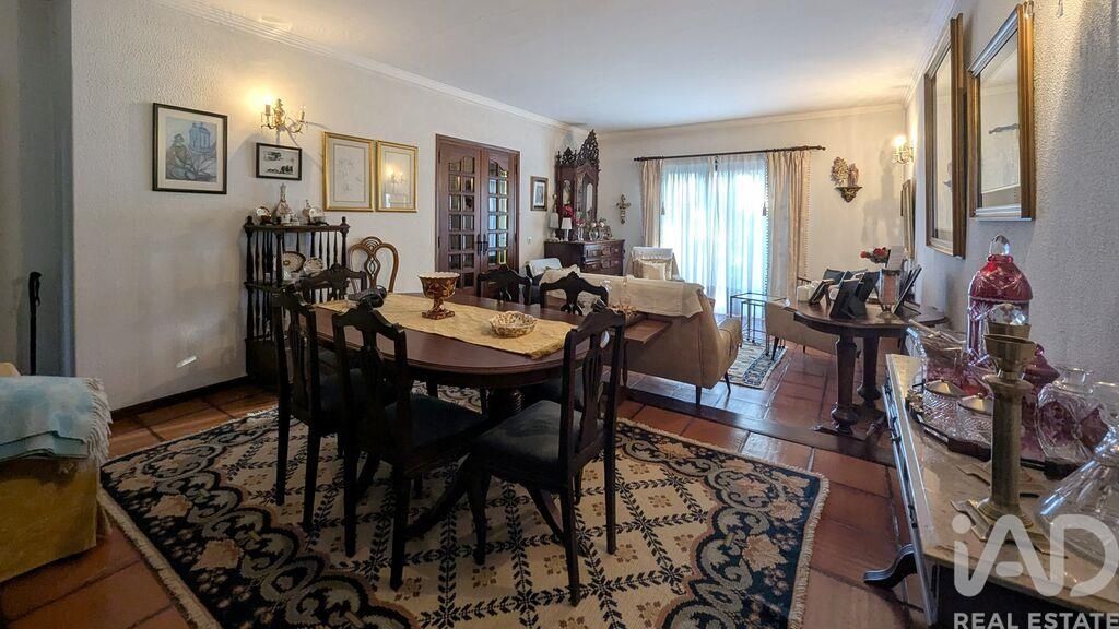 Property photo 3 of 40