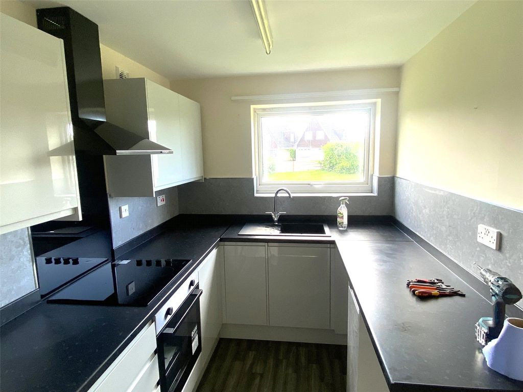 Property photo 2 of 6 Picture No. 06