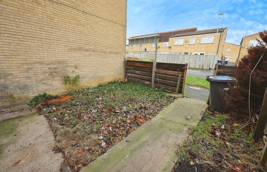 Property photo 2 of 10 Pbox-Img.Jpg