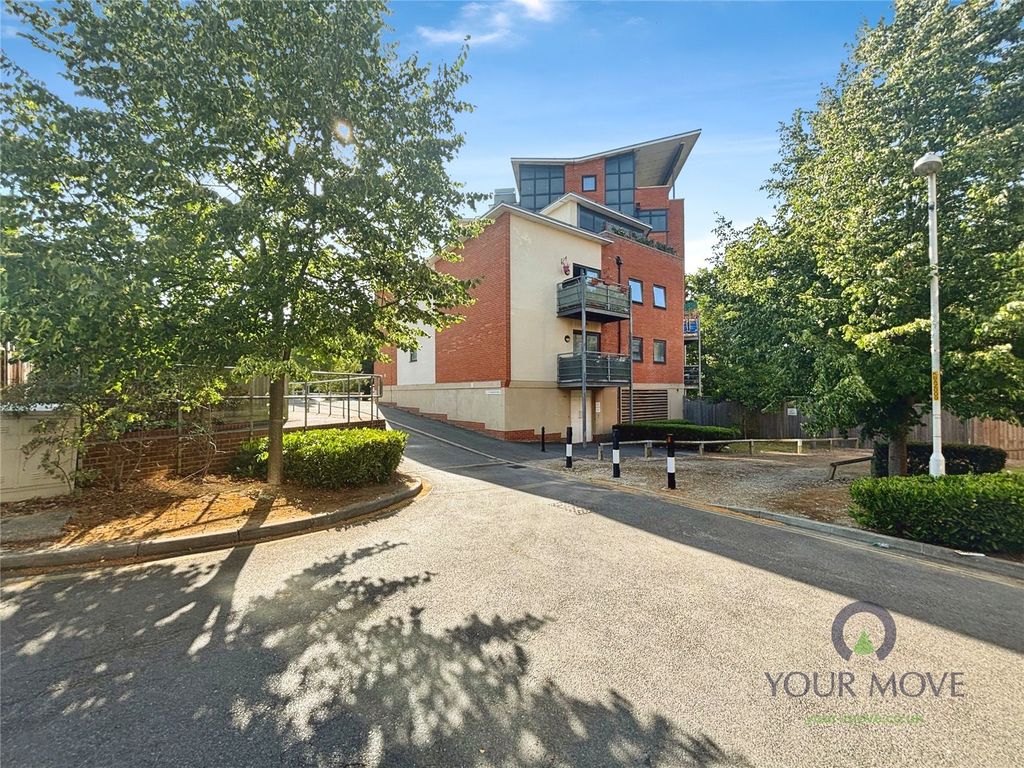 Property photo 1 of 10 Picture No. 05