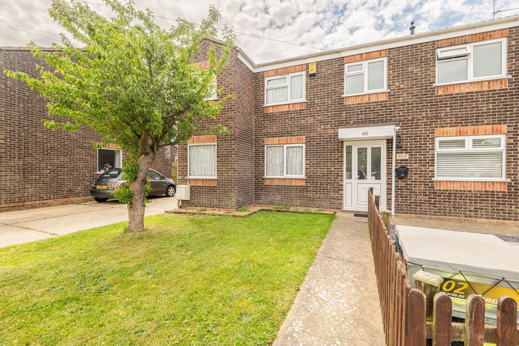 Property photo 1 of 12