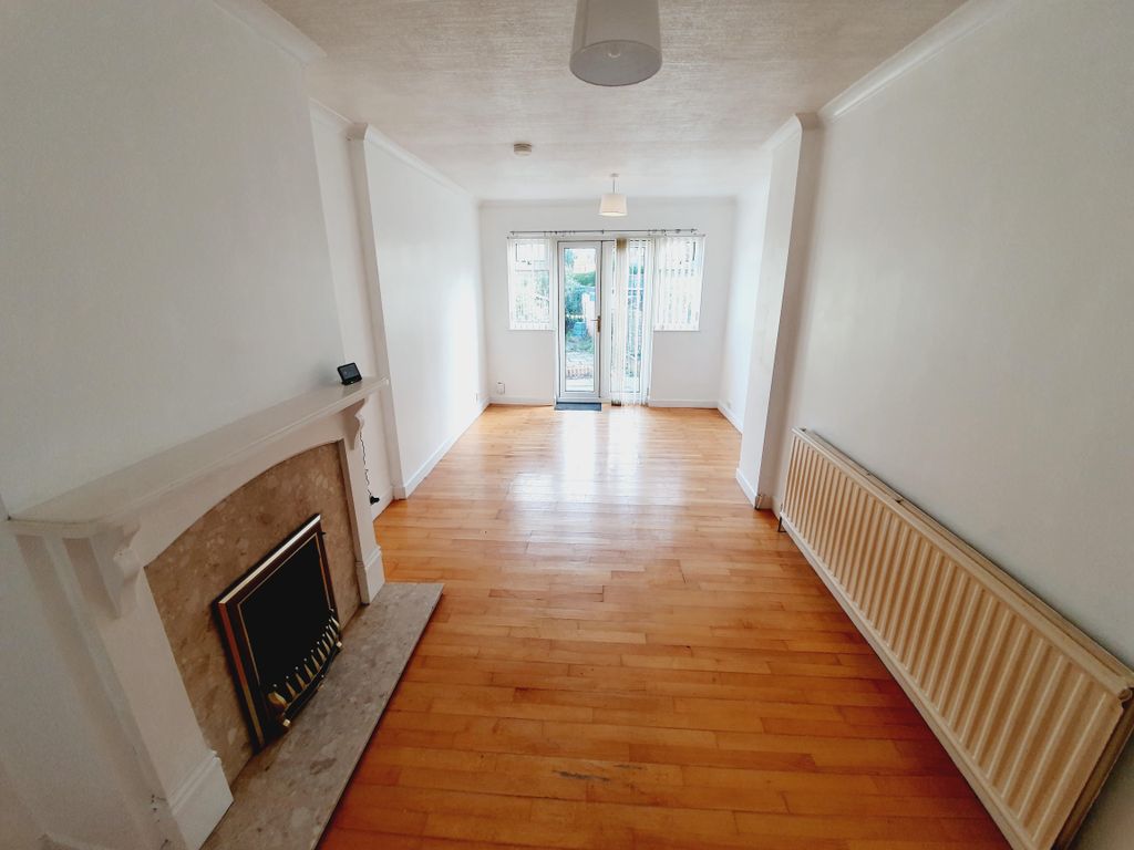 Property photo 2 of 8 Reception Room
