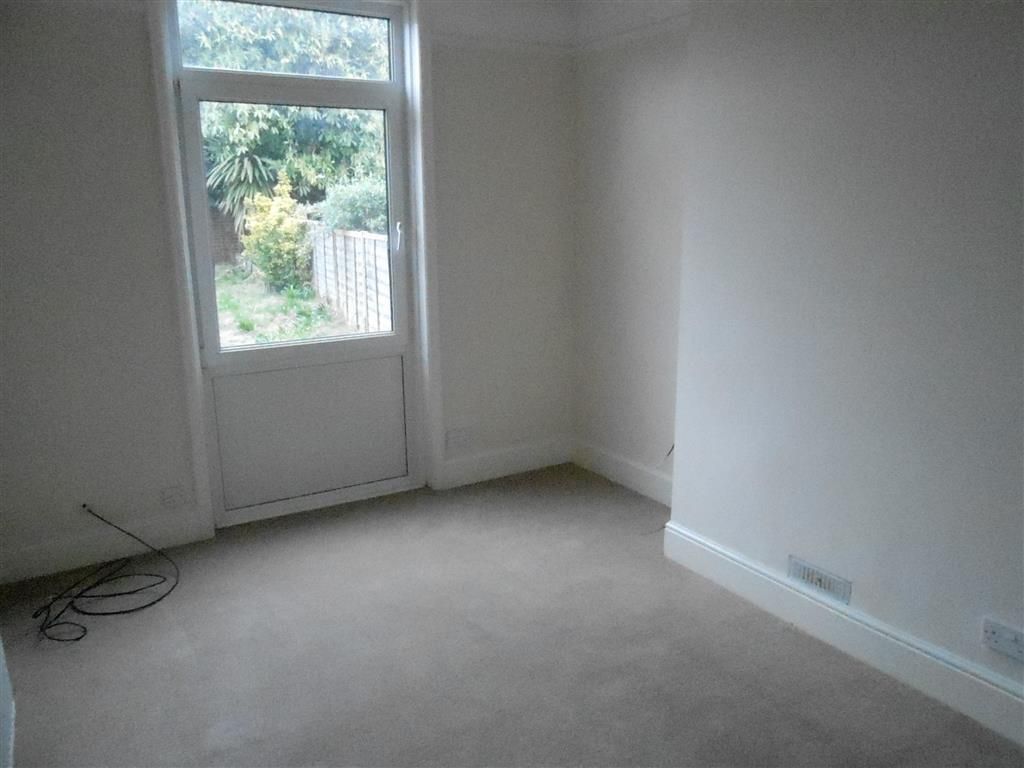 Property photo 3 of 8 Dining Room